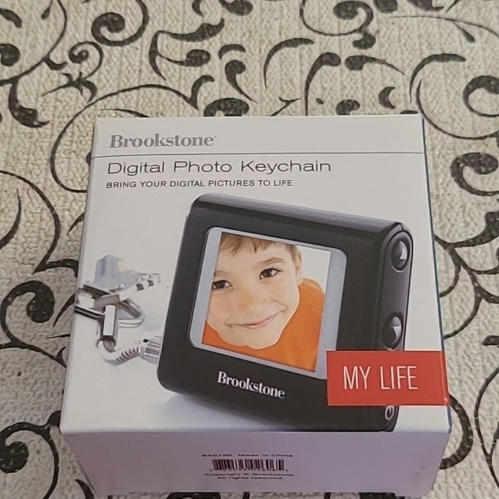 Brookstone Digital Keychain